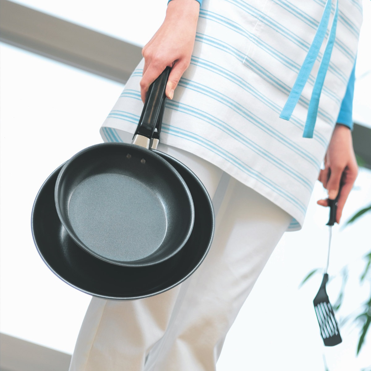 フライパン 20cm IH対応 フライパンDX フジノス 日本製 ガス火対応 アルミ ステンレス ふっ素加工 フッ素加工 軽い 20センチ 国産 3層構造 フッ素コーティング クラッド 軽量 フライパン 20cm IH対応 フライパンDX フジノス 日本製 ガス火対応 アルミ ステンレス ふっ素加工 フッ素加工 軽い 20センチ 国産 3層構造 フッ素コーティング クラッド 軽量