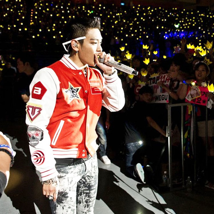 \5個腕章付!/韓流グッズ bigbang スタジャン G-dragon GD 野球服 bigbang ジャンパー ファンミーティングで着用したパーカー/ bigbangファッション/スウェット/男女兼用/G-DRAGON/BIGBANG/bigbang 服/ビックバン/HBA/ペアルック/GD \5個腕章付!/韓流グッズ bigbang スタジャン G-dragon GD 野球服 bigbang ジャンパー ファンミーティングで着用したパーカー/ bigbangファッション/スウェット/男女兼用/G-DRAGON/BIGBANG/bigbang 服/ビックバン/HBA/ペアルック/GD
