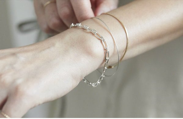 【HANNA543】B561 ブレスレット★BTS JIMIN 着用 ★ 全6色♪ HANNA543】B561 ブレスレット☆BTS JIMIN 着用 ☆ 全6色