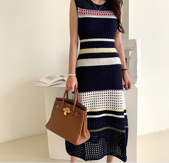 ノースリーブニットワンピース トップス カジュアル ブラック 黒 ホワイト 白 カーキ ミドル丈 袖なし ノースリーブ ラウンドネック スリム 細身 タイト 透かし編み 大人女子 大人 上品 ノースリーブニットワンピース トップス カジュアル ブラック 黒 ホワイト 白 カーキ ミドル丈 袖なし ノースリーブ ラウンドネック スリム 細身 タイト 透かし編み 大人女子 大人 上品