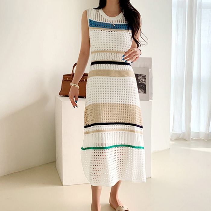 ノースリーブニットワンピース トップス カジュアル ブラック 黒 ホワイト 白 カーキ ミドル丈 袖なし ノースリーブ ラウンドネック スリム 細身 タイト 透かし編み 大人女子 大人 上品 ノースリーブニットワンピース トップス カジュアル ブラック 黒 ホワイト 白 カーキ ミドル丈 袖なし ノースリーブ ラウンドネック スリム 細身 タイト 透かし編み 大人女子 大人 上品