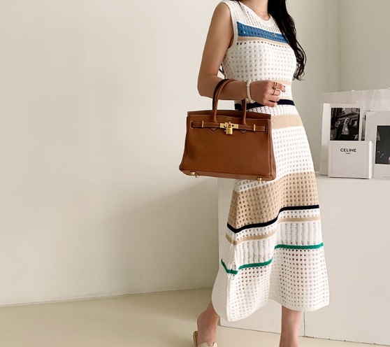 ノースリーブニットワンピース トップス カジュアル ブラック 黒 ホワイト 白 カーキ ミドル丈 袖なし ノースリーブ ラウンドネック スリム 細身 タイト 透かし編み 大人女子 大人 上品 ノースリーブニットワンピース トップス カジュアル ブラック 黒 ホワイト 白 カーキ ミドル丈 袖なし ノースリーブ ラウンドネック スリム 細身 タイト 透かし編み 大人女子 大人 上品