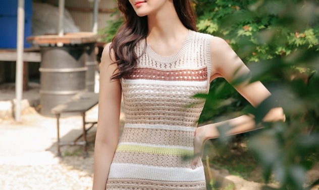 ノースリーブニットワンピース トップス カジュアル ブラック 黒 ホワイト 白 カーキ ミドル丈 袖なし ノースリーブ ラウンドネック スリム 細身 タイト 透かし編み 大人女子 大人 上品 ノースリーブニットワンピース トップス カジュアル ブラック 黒 ホワイト 白 カーキ ミドル丈 袖なし ノースリーブ ラウンドネック スリム 細身 タイト 透かし編み 大人女子 大人 上品