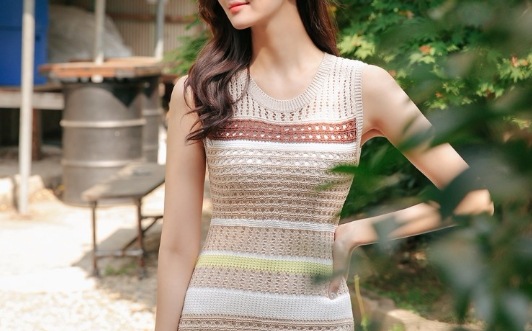 ノースリーブニットワンピース トップス カジュアル ブラック 黒 ホワイト 白 カーキ ミドル丈 袖なし ノースリーブ ラウンドネック スリム 細身 タイト 透かし編み 大人女子 大人 上品 ノースリーブニットワンピース トップス カジュアル ブラック 黒 ホワイト 白 カーキ ミドル丈 袖なし ノースリーブ ラウンドネック スリム 細身 タイト 透かし編み 大人女子 大人 上品