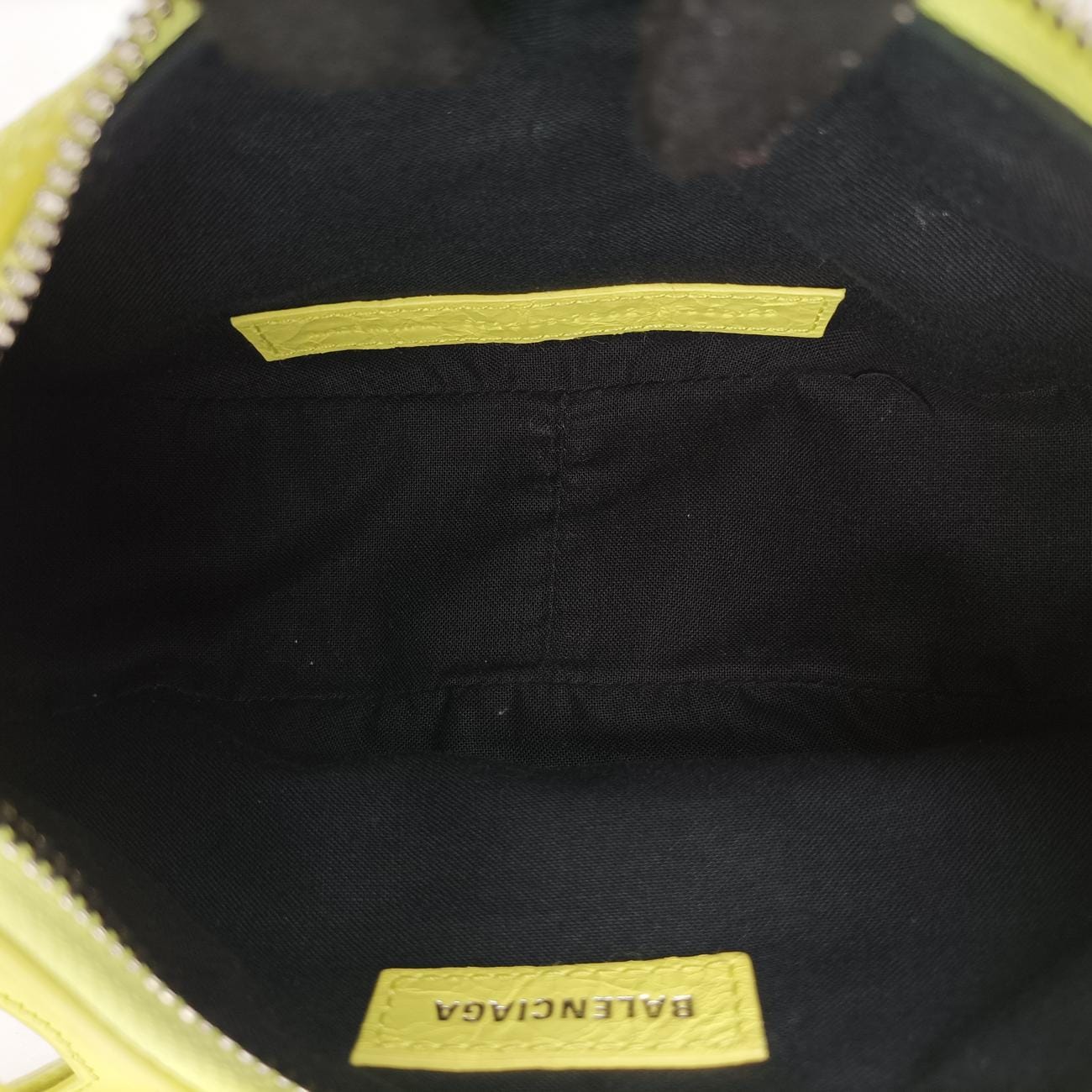 ルカゴールイエローラムスキン671309.7302.P.002123中古 ルカゴールイエローラムスキン671309.7302.P.002123中古