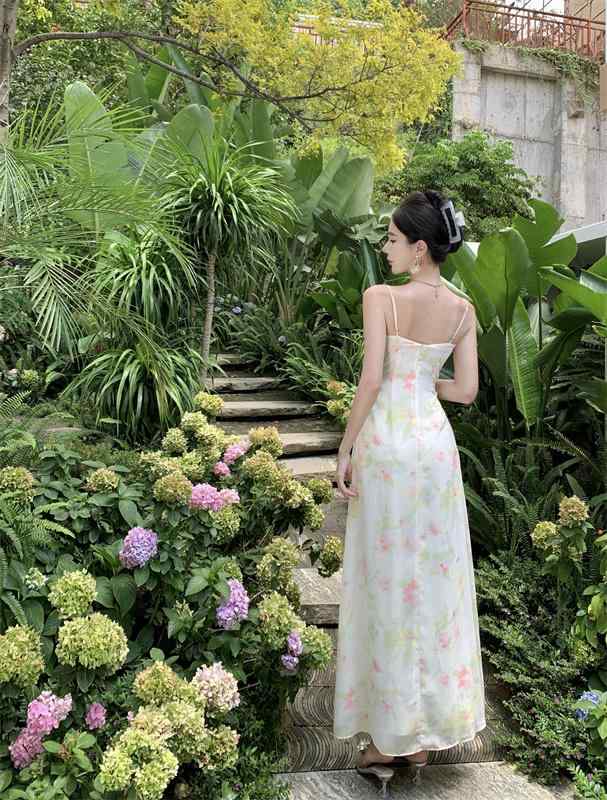 ワンピース レディース 魅惑的 シフォン 花柄 チューブトップ サスペンダー ドレス 夏 海辺 バカンス ビーチ フローラル サマー リゾート チャーミング