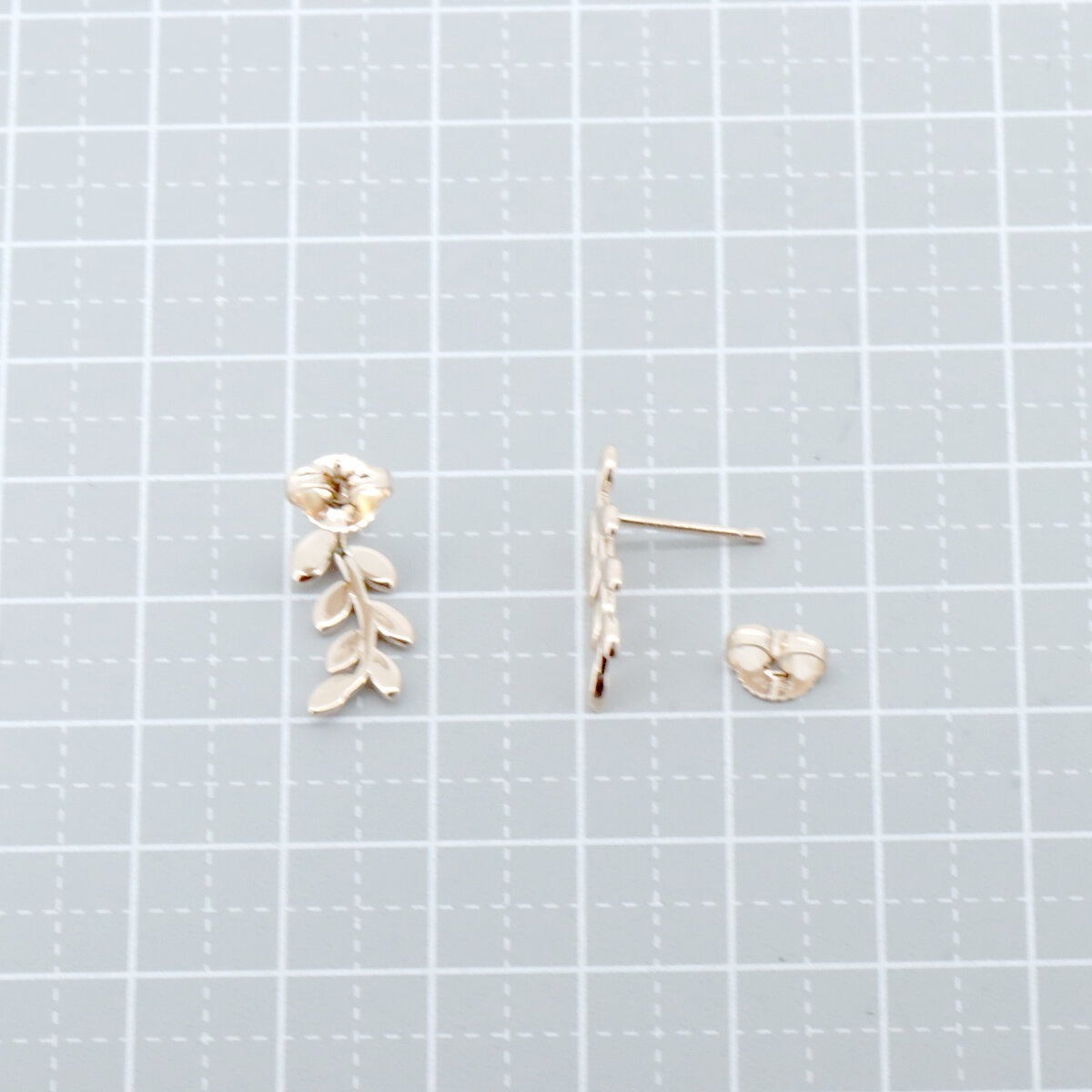 オリーブリーフ ピアス K18PG(18金 ピンクゴールド) 質屋出品 オリーブリーフ ピアス K18PG(18金 ピンクゴールド) 質屋出品