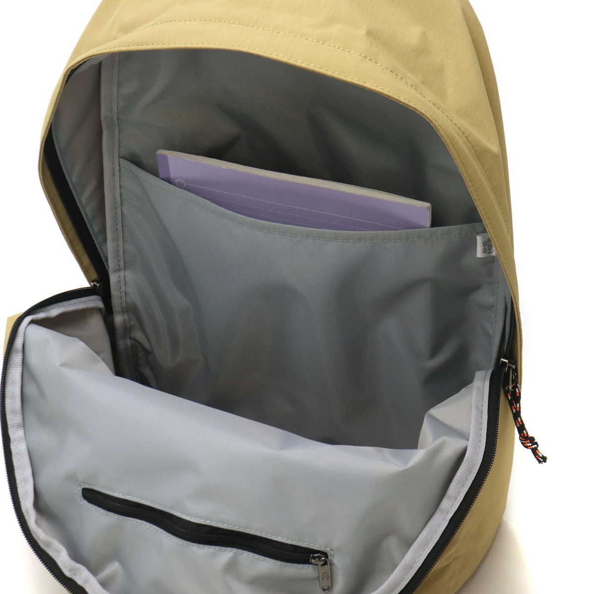 リュック 軽量 A4 14L 通学 旅行 高校生 大学生 女子 男子 67414 新作 2022