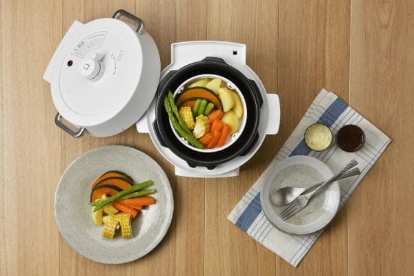 アイリスオーヤマ 電気圧力鍋 2.2L ホワイト PC-MA2-W