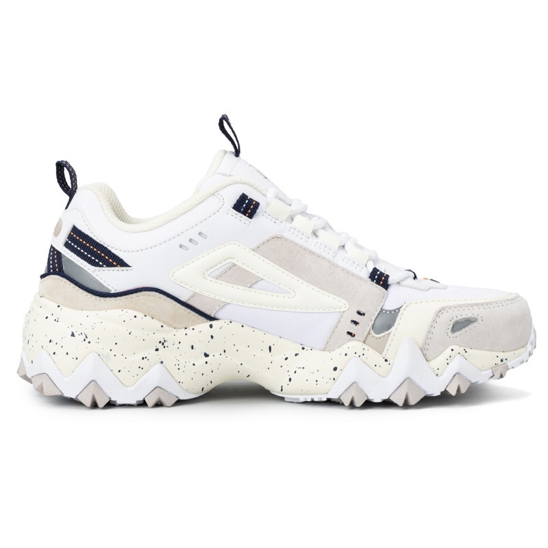 USS24027149 OAKMONT TR S WHITE/CANNOLI CREAM/F NAVY