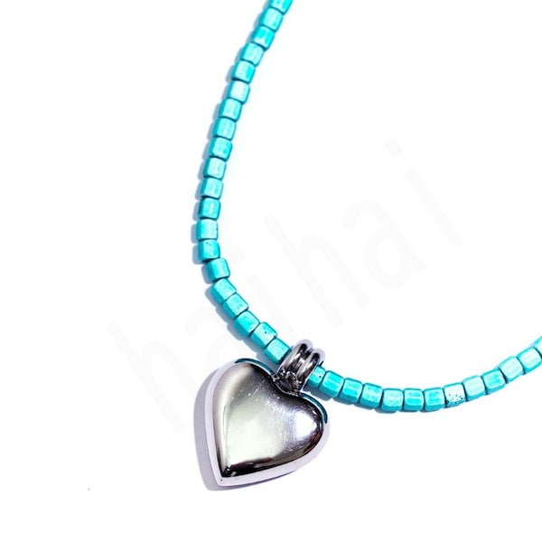 【NIRO SERENDIPITY】HeartPearlPeridot Necklace▲NEWJEANS着用 NIRO SERENDIPITY】HeartPearlPeridot Necklace△NEWJEANS着用
