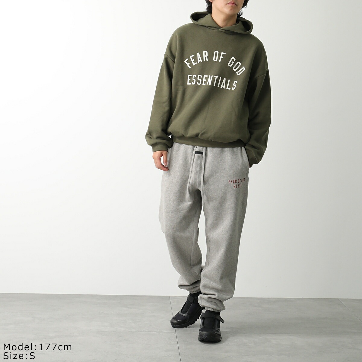 FEAR OF GOD ESSENTIALS フィアオブゴッドエッセンシャルズ スウェットパンツ 130BT2420 メンズ フリース 裏起毛 ロゴ カラー3色 FEAR OF GOD ESSENTIALS フィアオブゴッドエッセンシャルズ スウェットパンツ 130BT2420 メンズ フリース 裏起毛 ロゴ カラー3色