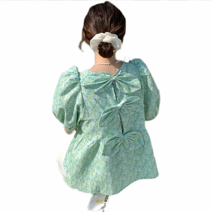 【急速出荷!】バックリボン ブラウス 半袖 レディース 春 夏 パフスリーブ ペプラム トップス きれいめ シンプル 上品 可愛い カジュアル 花柄 無地 バックリボントップス 韓国ファッション 【急速出荷!】バックリボン ブラウス 半袖 レディース 春 夏 パフスリーブ ペプラム トップス きれいめ シンプル 上品 可愛い カジュアル 花柄 無地 バックリボントップス 韓国ファッション