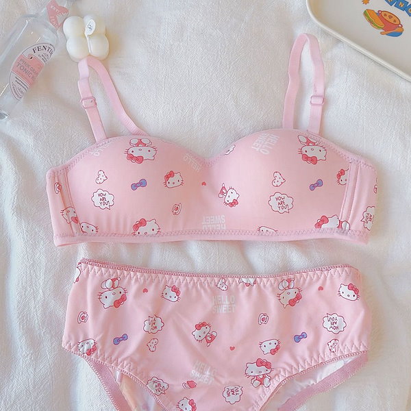 HELLO KITTY ブラジャーショーツセット A70新品タグ付き Qoo10] 【限定】ハローキティブラジャーショーツセ