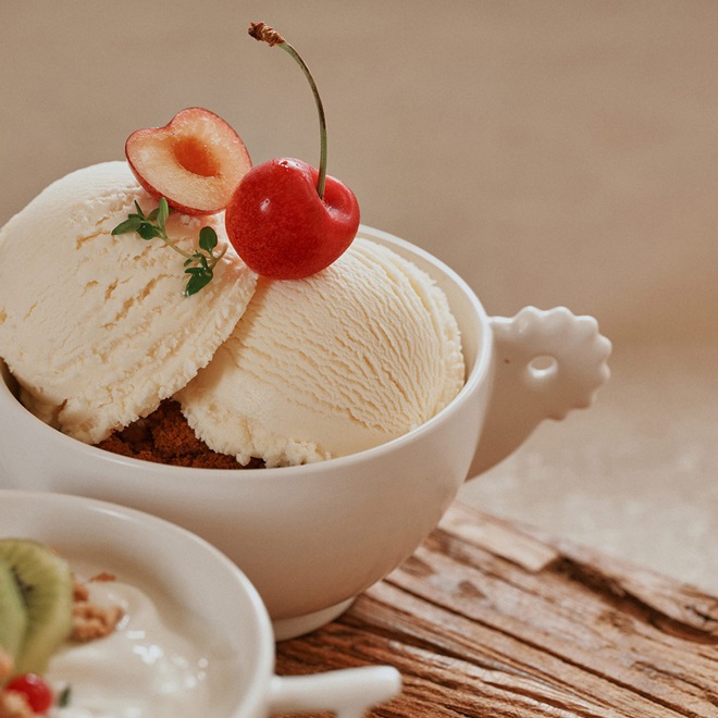 韓国国立中央博物館 白磁 ひつじ(2つの耳) ヨーグルト ボウル/皿 (B)