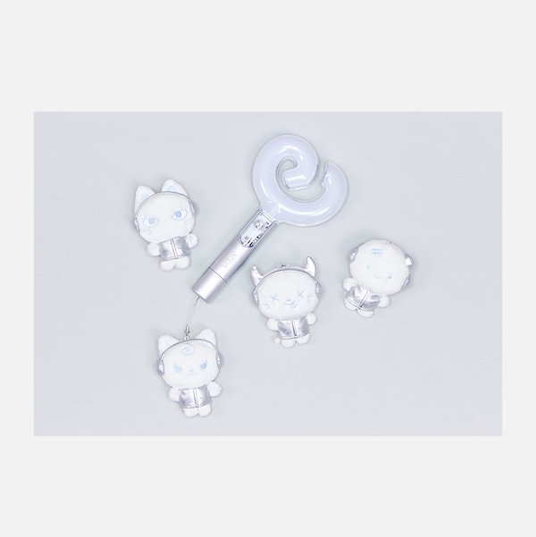 Qoo10] SMエンターテインメント aespa - FANLIGHT DOL