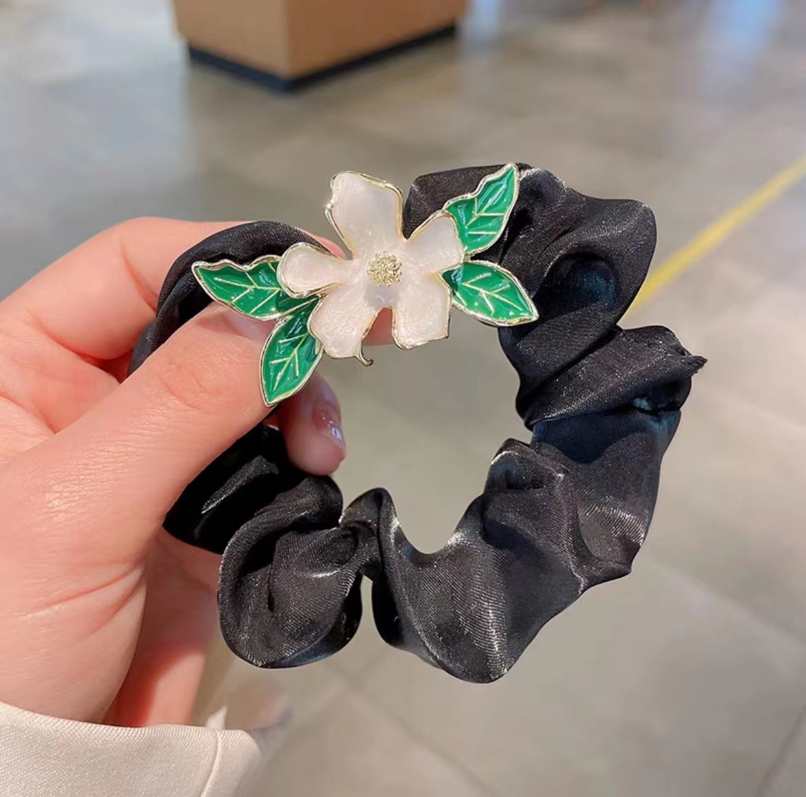 【1点ご購入 で10点プレゼントいたします】フレッシュなシュシュトップロープ女子の超仙人気質花皮筋まとめ髪ポニーテール高級感髪飾り 【1点ご購入 で10点プレゼントいたします】フレッシュなシュシュトップロープ女子の超仙人気質花皮筋まとめ髪ポニーテール高級感髪飾り