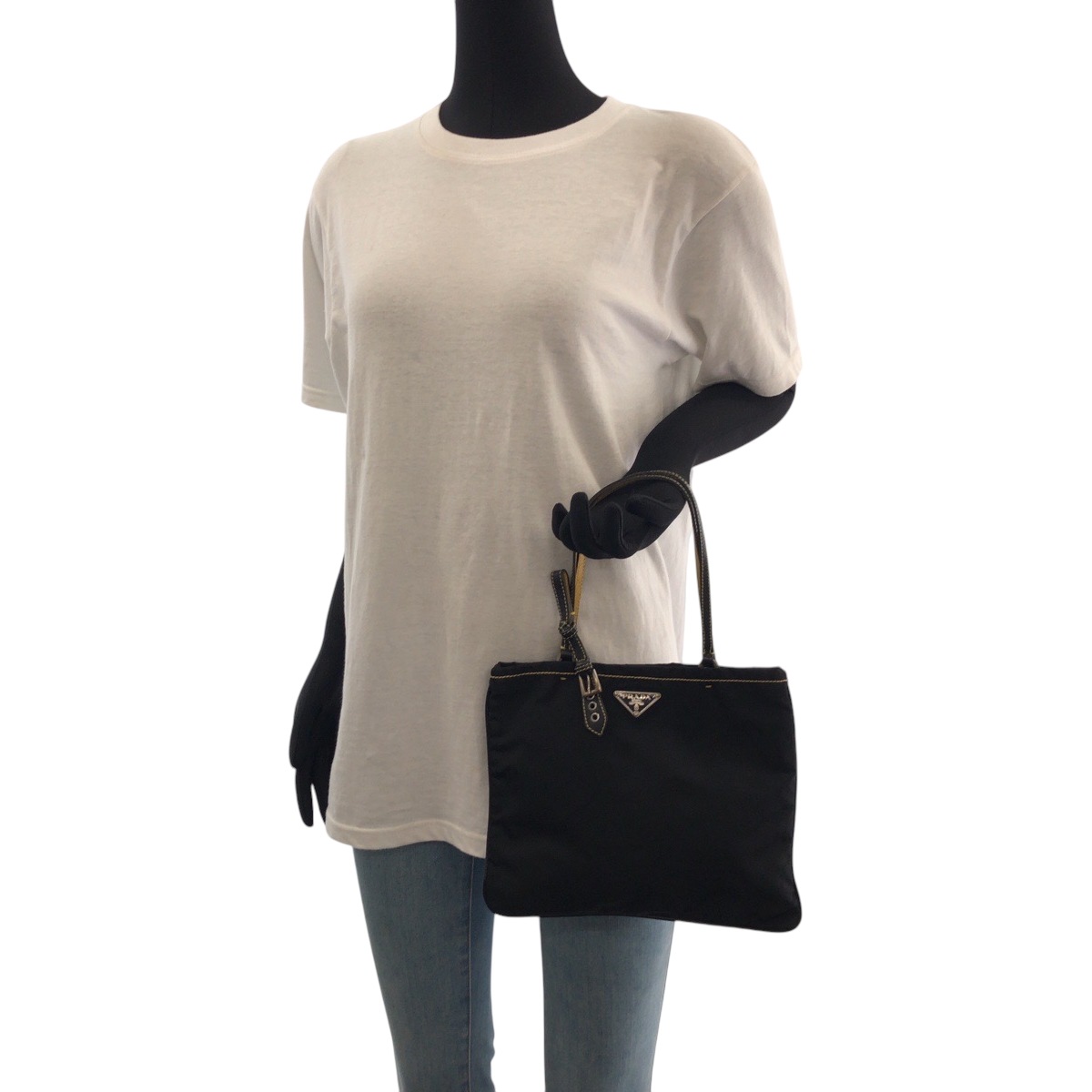 美品 テスート 三角ロゴプレート ブラック 黒 イエロー シルバー金具 ナイロン トートバッグ ハンドバッグ レディース 502415 美品 テスート 三角ロゴプレート ブラック 黒 イエロー シルバー金具 ナイロン トートバッグ ハンドバッグ レディース 502415