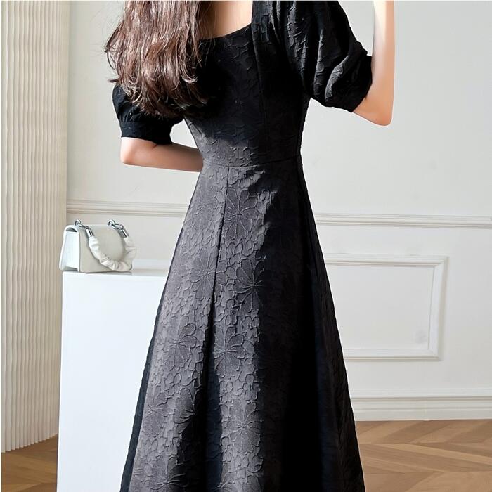 ワンピース ロングワンピ パフスリーブ 袖あり 花柄 スクエアネック ミモレ丈 エレガント きれいめ レディース ドレス 半袖 大人 可愛い ホワイト 白 ブラック 黒 春 秋 夏 20代 30代 4