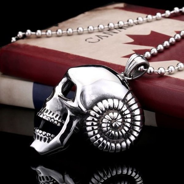 ネックレス ステンレス メンズ ペンダント 角 羊 スカル ガイコツ ドクロ 骸骨 パンク ロック 男性向け ペア プレゼント サージカルステンレス チョーカー ネックレス ステンレス メンズ ペンダント 角 羊 スカル ガイコツ ドクロ 骸骨 パンク ロック 男性向け ペア プレゼント サージカルステンレス チョーカー