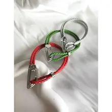 見事なカスタムメイドの中空 MB ブレスレット仕立てられた長さ: カップルの愛情を表現するのに最適 見事なカスタムメイドの中空 MB ブレスレット仕立てられた長さ: カップルの愛情を表現するのに最適