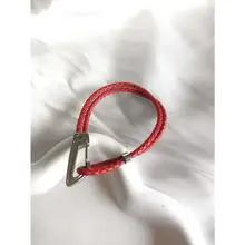 見事なカスタムメイドの中空 MB ブレスレット仕立てられた長さ: カップルの愛情を表現するのに最適 見事なカスタムメイドの中空 MB ブレスレット仕立てられた長さ: カップルの愛情を表現するのに最適