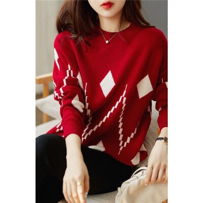 トップス カットソー ニットソー セーター 袖あり 長袖 ゆる ホワイト レッド ブラック かわいい 大人可愛い きれいめ 上品 レトロ 主役級 存在感 春 秋 冬 10代 20代 30代 個性的