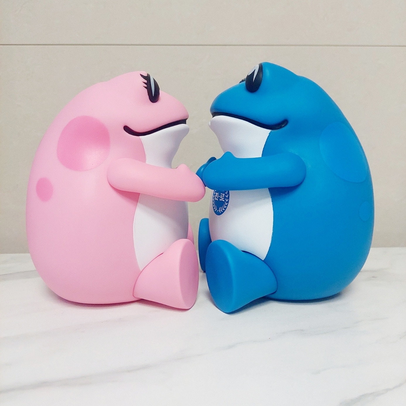 [セット構成]ジンロヒキガエルグッドズヒキガエルとガールフレンドピンクヒキガエルフィギュアカップル