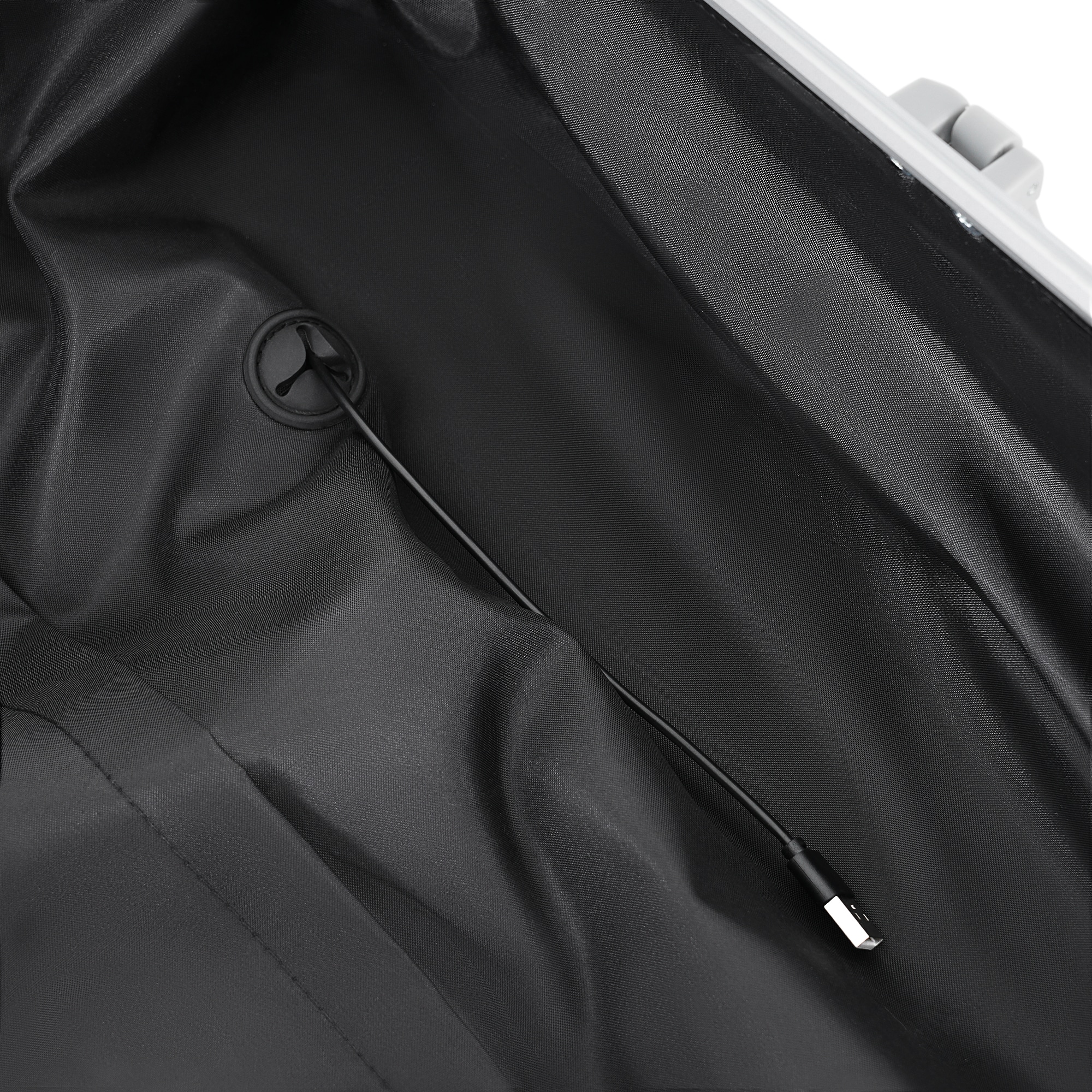 【本日限り激安SALE】【国内即発送】スーツケース Sサイズ フレームタイプ 機内持ち込み キャリーケース キャリーバッグ アルミ USBポート付き カップホルダー フック式底足 ストッパー付き 軽量 【本日限り激安SALE】【国内即発送】スーツケース Sサイズ フレームタイプ 機内持ち込み キャリーケース キャリーバッグ アルミ USBポート付き カップホルダー フック式底足 ストッパー付き 軽量