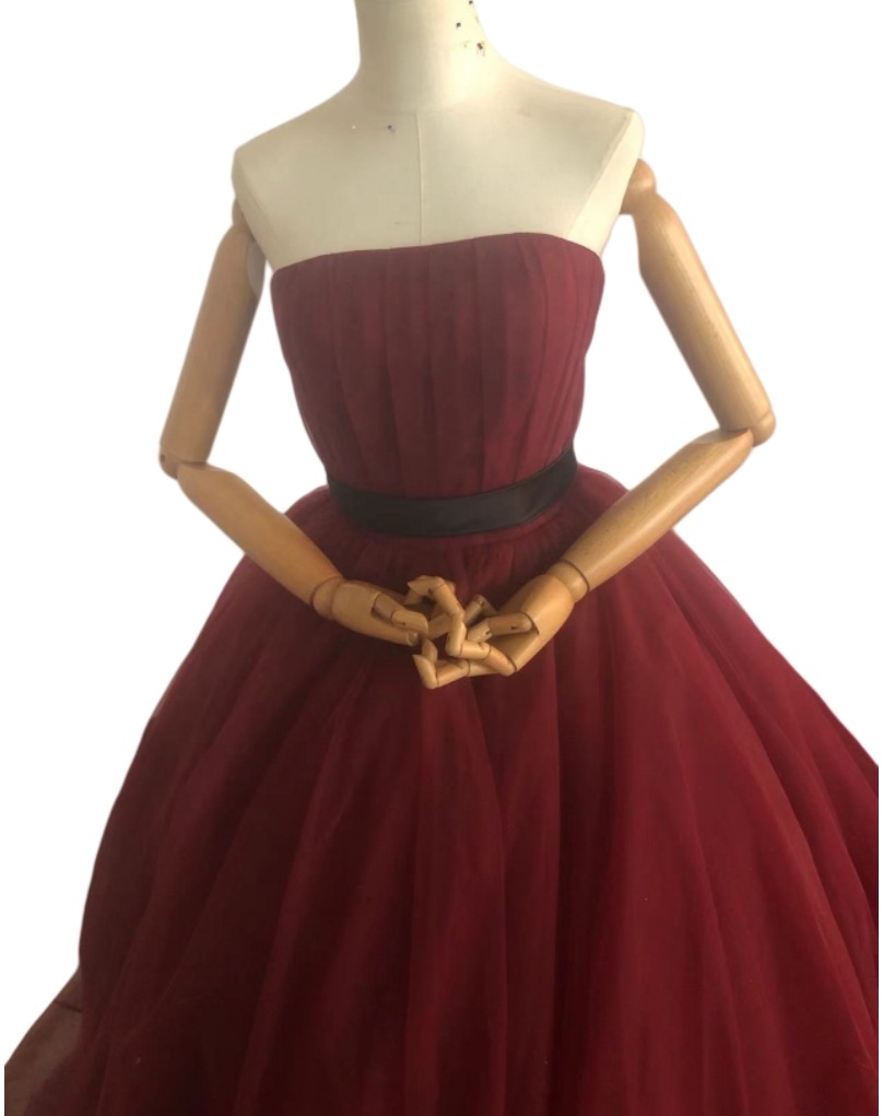 上品!カラードレス ボルドー色 ベアトップ サッシュベルト チュールドレス クラシカル 上品!カラードレス ボルドー色 ベアトップ サッシュベルト チュールドレス クラシカル
