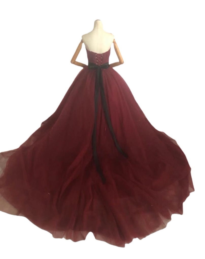 上品!カラードレス ボルドー色 ベアトップ サッシュベルト チュールドレス クラシカル 上品!カラードレス ボルドー色 ベアトップ サッシュベルト チュールドレス クラシカル