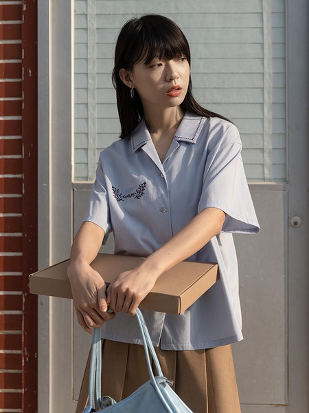 エッグタルト キューバンカラー 半袖 カジュアル 刺繍