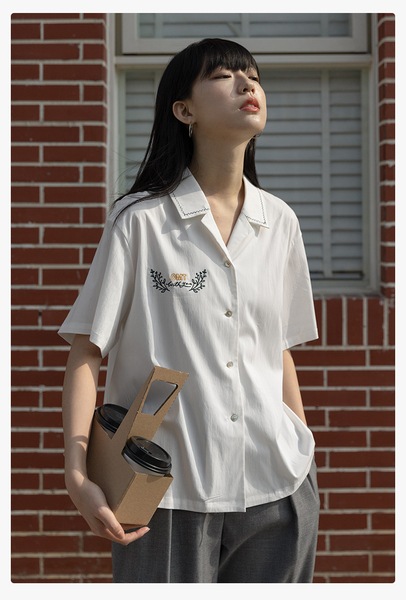 エッグタルト キューバンカラー 半袖 カジュアル 刺繍