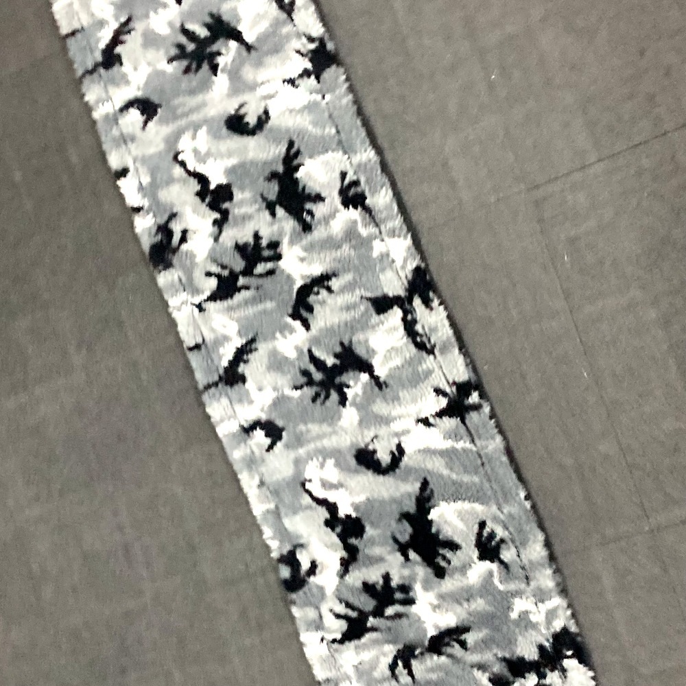 マフラー 673572 ストール ショール 大判 ロゴ ビッグサイズ ボア カモフラ 迷彩 ポリエステル グレー