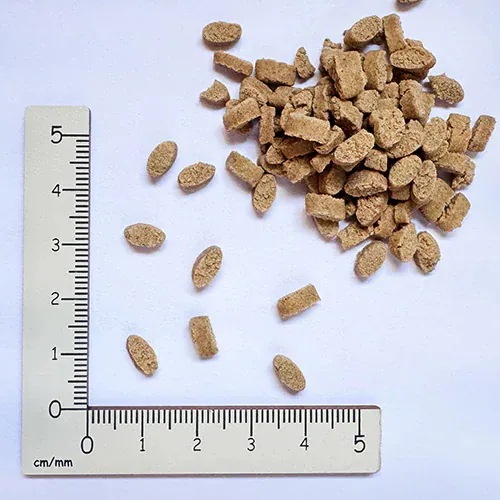 yum yum yum! ハイシニア 13+ チキン ドライタイプ 1.3kg 正規品 ヤムヤムヤム 国産素材 ドッグフード ドライフード 保存料 着色料 香料等 合成添加物 一切不使用 新鮮 国産 yum yum yum! ハイシニア 13+ チキン ドライタイプ 1.3kg 正規品 ヤムヤムヤム 国産素材 ドッグフード ドライフード 保存料 着色料 香料等 合成添加物 一切不使用 新鮮 国産