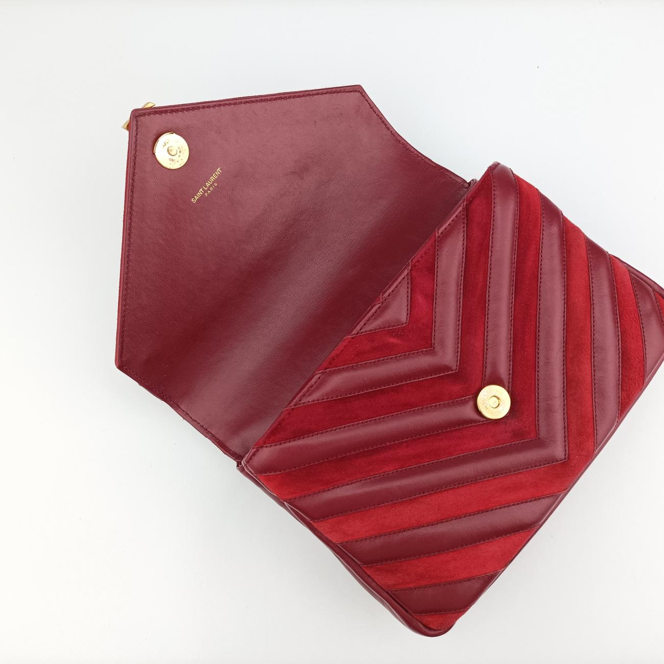 カレッジレッドスエード&レザー428056ARS428056.0517中古 カレッジレッドスエード&レザー428056ARS428056.0517中古