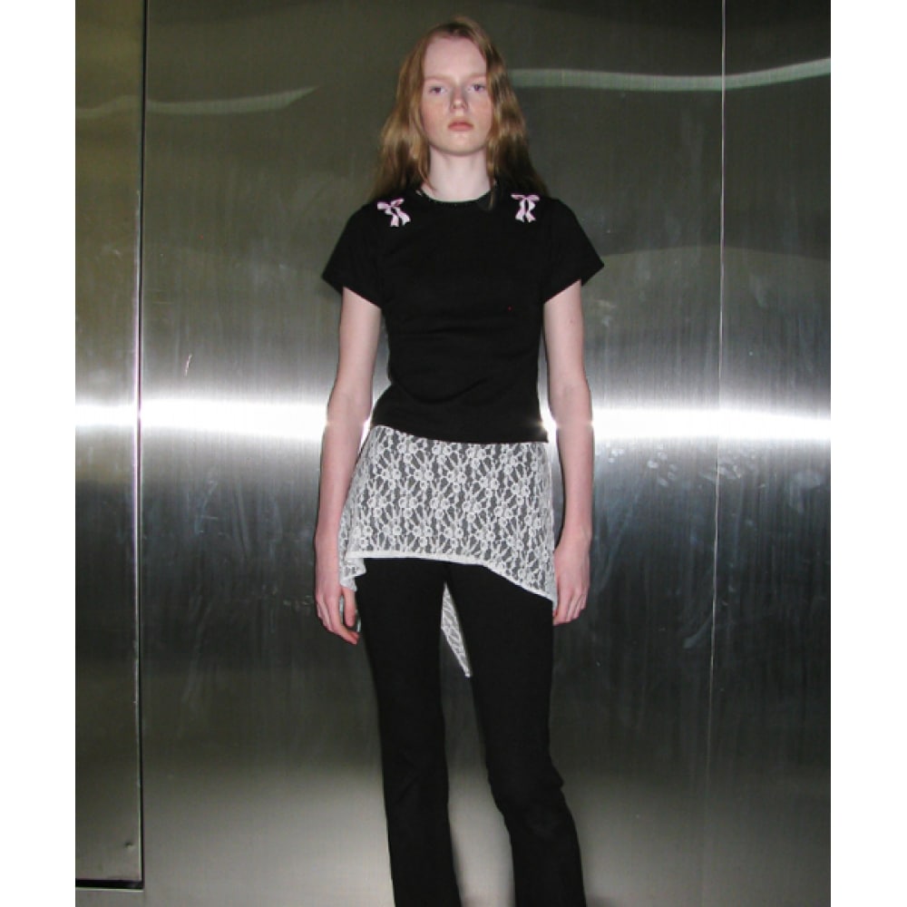 RONRON クレヨンリボンスリムクロップ Tシャツブラック RONRON クレヨンリボンスリムクロップ Tシャツブラック