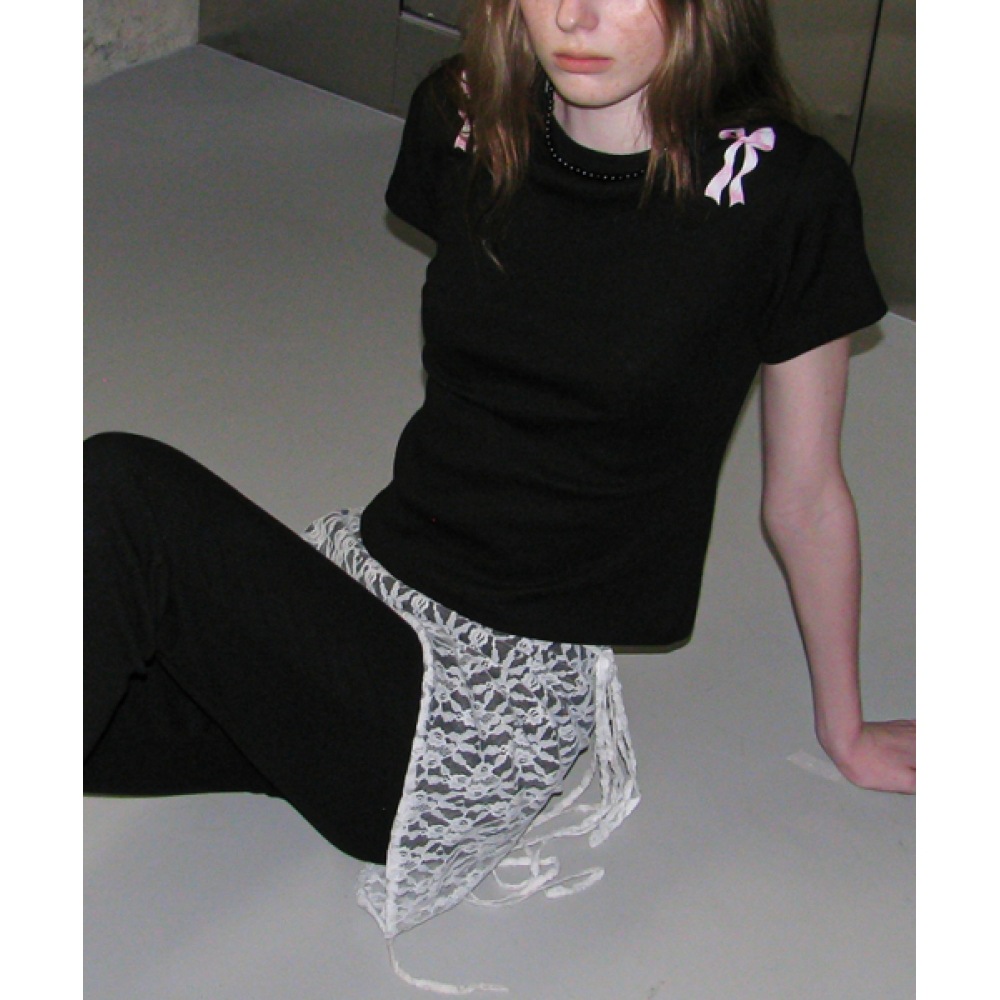 RONRON クレヨンリボンスリムクロップ Tシャツブラック RONRON クレヨンリボンスリムクロップ Tシャツブラック