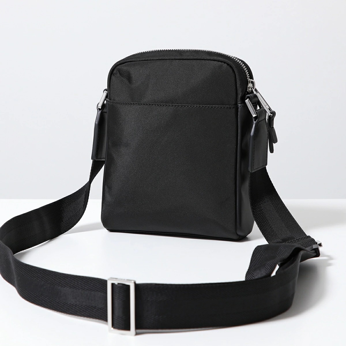 HUGO BOSS ヒューゴボス ショルダーバッグ Highway_N_NS_Zip 50504315 10254488 メンズ クロスボディ メタルロゴ 鞄 001