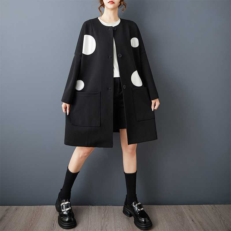 【Noir Mode】ジャケット トップス 秋 新作 大きいサイズ デザイン 水玉 バットスリーブ ファッションジャケット 女性 【Noir Mode】ジャケット トップス 秋 新作 大きいサイズ デザイン 水玉 バットスリーブ ファッションジャケット 女性