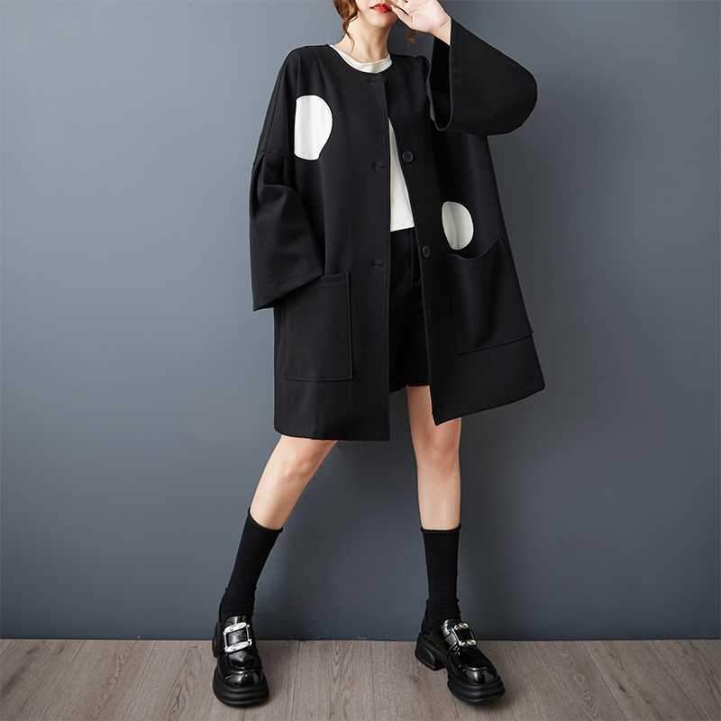 【Noir Mode】ジャケット トップス 秋 新作 大きいサイズ デザイン 水玉 バットスリーブ ファッションジャケット 女性 【Noir Mode】ジャケット トップス 秋 新作 大きいサイズ デザイン 水玉 バットスリーブ ファッションジャケット 女性