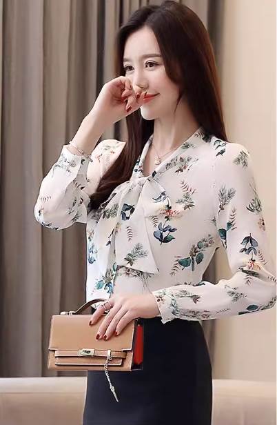 レディース トップス シャツ ブラウス 長袖 ボウタイ スリム 細身 Iライン シフォン ボタン 薄手 かわいい きれいめ 上品 おしゃれ ガーリー エレガント 存在感 ラブリー クラシカル ロマンテ レディース トップス シャツ ブラウス 長袖 ボウタイ スリム 細身 Iライン シフォン ボタン 薄手 かわいい きれいめ 上品 おしゃれ ガーリー エレガント 存在感 ラブリー クラシカル ロマンテ