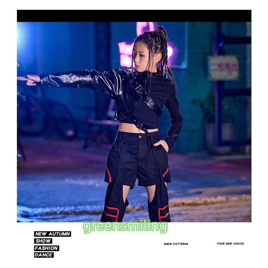 新しい子供用ダンスウェア ダンス衣装 キッズ 3点セット セットアップ ヘソ出し レザー袖 ズボン パンツ ヒップホップ 袖丈 黒 女の子 チアガール 子供服 派手 ストリート ジャズ 演出服 2枚購 新しい子供用ダンスウェア ダンス衣装 キッズ 3点セット セットアップ ヘソ出し レザー袖 ズボン パンツ ヒップホップ 袖丈 黒 女の子 チアガール 子供服 派手 ストリート ジャズ 演出服 2枚購