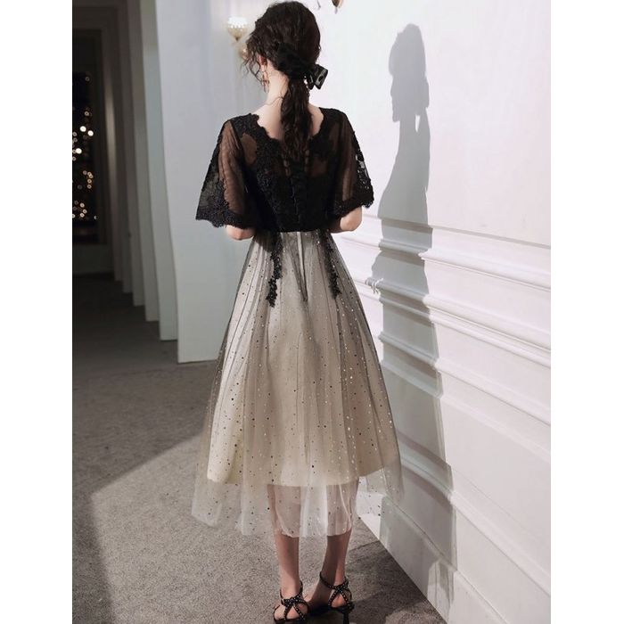 パーティードレス韓国おしゃれお呼ばれ上品結婚式二次会謝会発表会演奏会可愛いロング個性的黒ワIンピース半袖レース大きいサイズ パーティードレス韓国おしゃれお呼ばれ上品結婚式二次会謝会発表会演奏会可愛いロング個性的黒ワIンピース半袖レース大きいサイズ