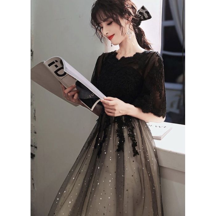 パーティードレス韓国おしゃれお呼ばれ上品結婚式二次会謝会発表会演奏会可愛いロング個性的黒ワIンピース半袖レース大きいサイズ パーティードレス韓国おしゃれお呼ばれ上品結婚式二次会謝会発表会演奏会可愛いロング個性的黒ワIンピース半袖レース大きいサイズ