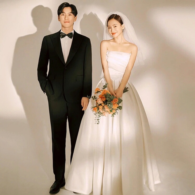 ウェディングドレス 白 サテン 二次会ドレス ビスチェドレス ホワイト ロングドレス 結婚式ドレス ノースリーブ 無地 撮影 ウェディング ドレス Aライン XS S M L XL XXL ウェディングドレス 白 サテン 二次会ドレス ビスチェドレス ホワイト ロングドレス 結婚式ドレス ノースリーブ 無地 撮影 ウェディング ドレス Aライン XS S M L XL XXL