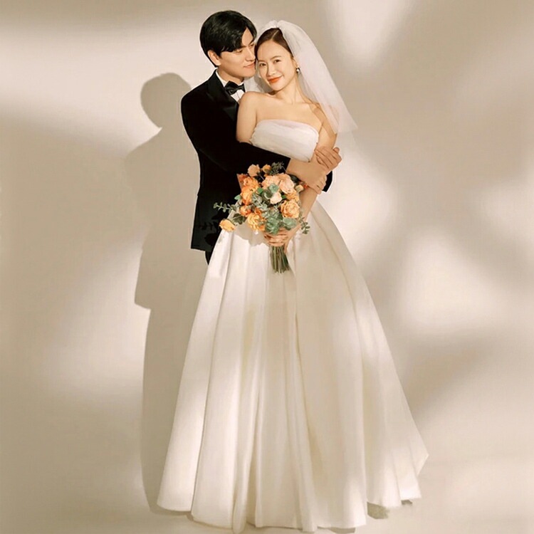 ウェディングドレス 白 サテン 二次会ドレス ビスチェドレス ホワイト ロングドレス 結婚式ドレス ノースリーブ 無地 撮影 ウェディング ドレス Aライン XS S M L XL XXL ウェディングドレス 白 サテン 二次会ドレス ビスチェドレス ホワイト ロングドレス 結婚式ドレス ノースリーブ 無地 撮影 ウェディング ドレス Aライン XS S M L XL XXL