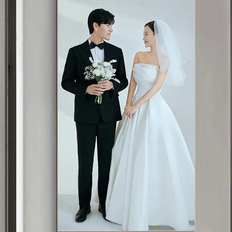 ウェディングドレス 白 サテン 二次会ドレス ビスチェドレス ホワイト ロングドレス 結婚式ドレス ノースリーブ 無地 撮影 ウェディング ドレス Aライン XS S M L XL XXL ウェディングドレス 白 サテン 二次会ドレス ビスチェドレス ホワイト ロングドレス 結婚式ドレス ノースリーブ 無地 撮影 ウェディング ドレス Aライン XS S M L XL XXL