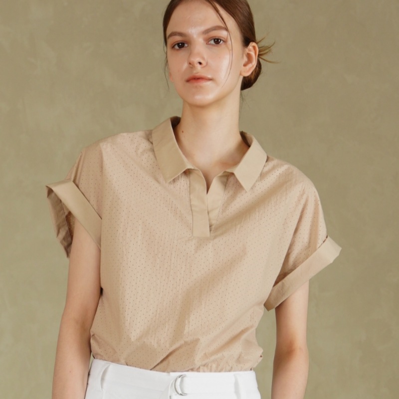 ACUD パンチングディテールシャツブラウス_ベージュ ACUD パンチングディテールシャツブラウス_ベージュ