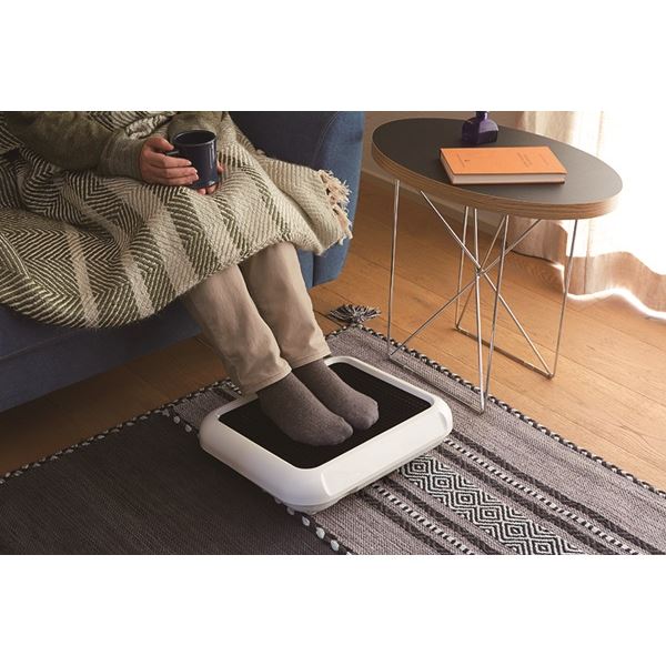 フットヒーター 足温器 約幅40×奥行35×高さ12.6cm ホワイト 無音 無排気 防滑用植毛加工 自動電源オフ リビング デスク下